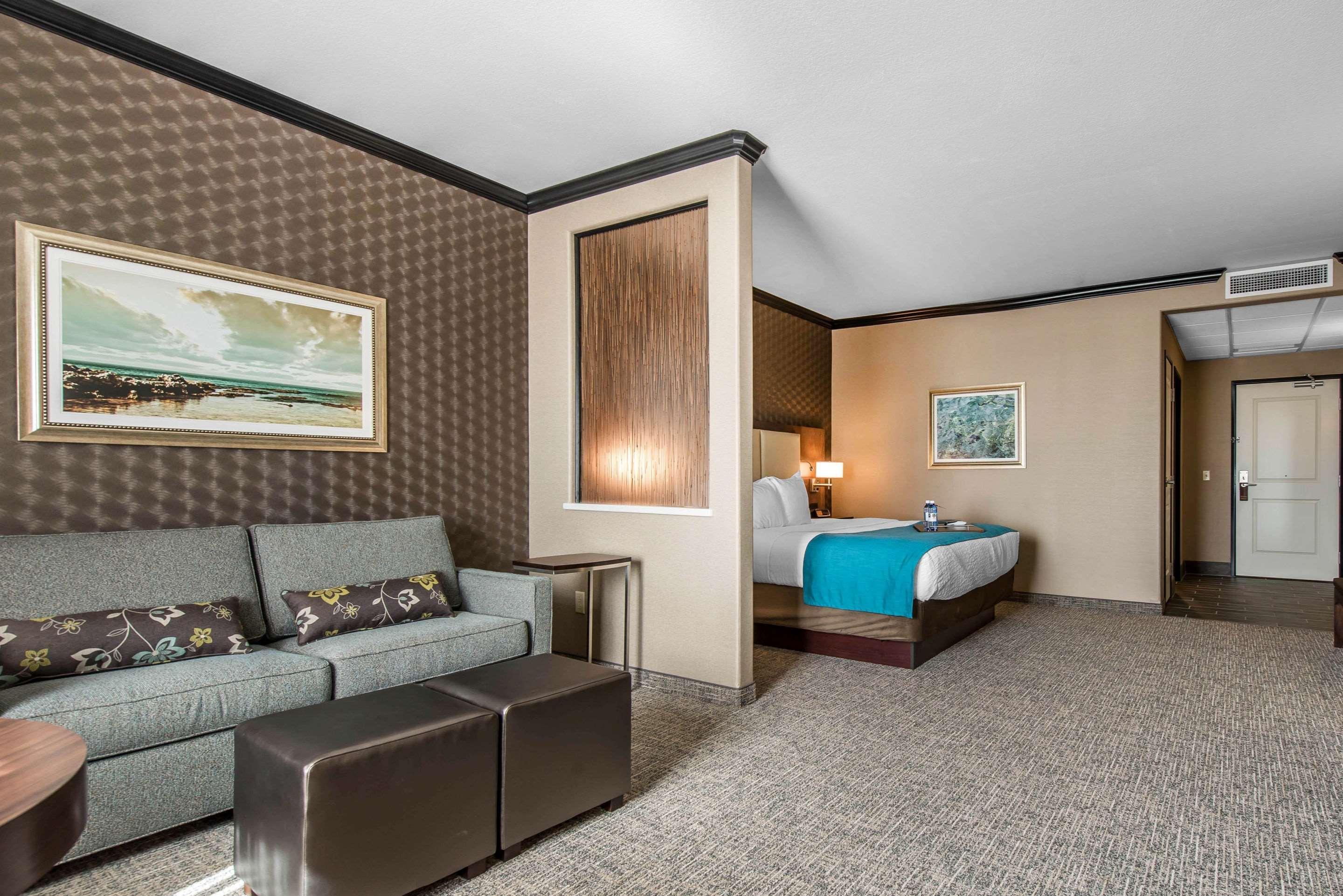 The Heritage Inn & Suites, Ascend Hotel Collection Garden City Eksteriør billede