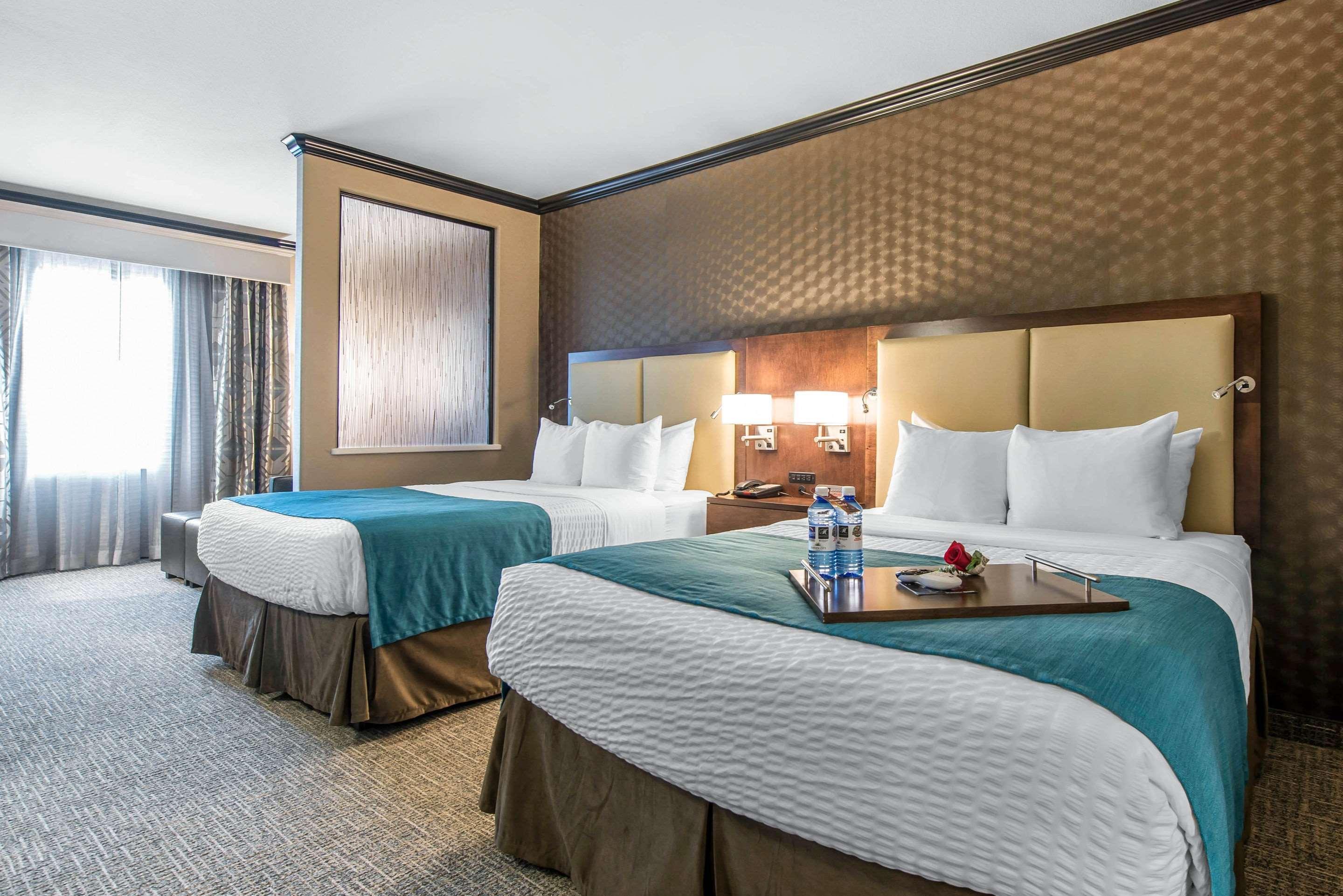 The Heritage Inn & Suites, Ascend Hotel Collection Garden City Eksteriør billede